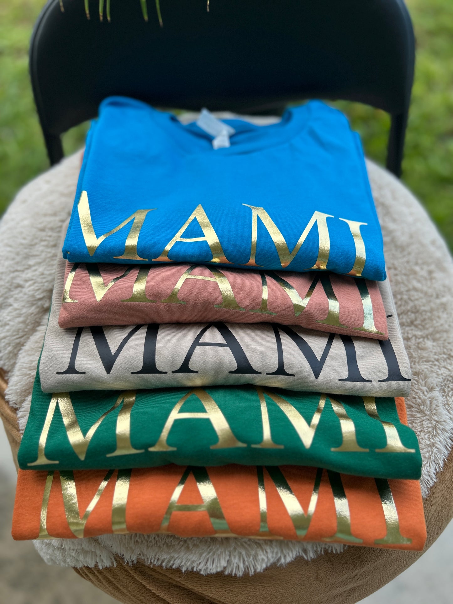 MAMI Tee | Dirty Orange | Crew Neck style