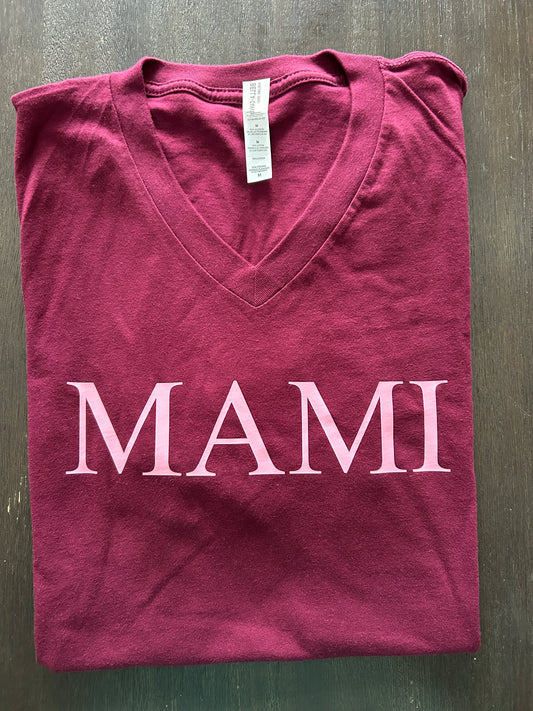 MAMI Tee | Burgundy | V neck